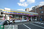 ミニストップ土呂駅前店 387m