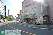 ドラッグセイムス土呂駅前薬局 徒歩3分。ドラックストア 200m