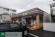 セブンイレブン鉄道博物館前店 275m