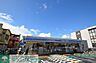 周辺：ローソン七里駅前店 徒歩7分。コンビニ 490m