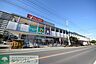 周辺：ヤオコー岩槻西町店 徒歩11分。 820m