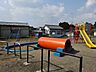 周辺：長淵3丁目児童遊園カラフルな遊具が揃っている公園です。スッキリと整備されているので、安心してお子様は遊ぶことが出来ます。 2030m