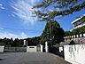 周辺：青梅市立吹上中学校人間尊重の精神を基調とし、自主牲、創造性に満ち、社会の一員として勤労と責任を重んじる生徒の育成を目指して、次のことを教育目標とする。努　力　　・　　創　造　　・　　協　調 1280m