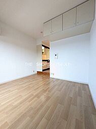 パーク・ノヴァ横浜阪東橋 8階1Kのリビング/ダイニング