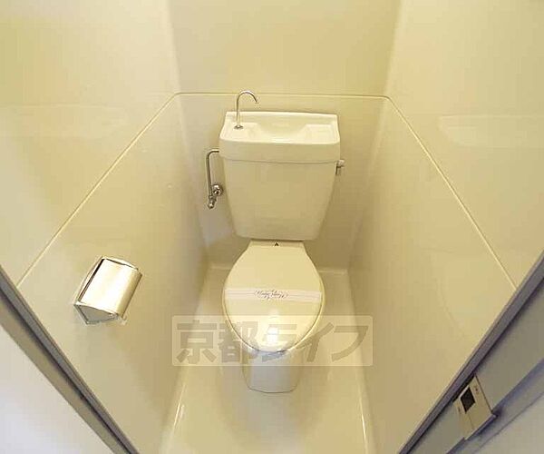 画像8:清潔感のあるトイレです。