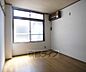 室内：綺麗なお部屋です。