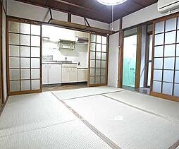居間