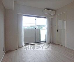 京都市営烏丸線 北山駅 徒歩1分の賃貸マンション 4階2LDKのリビング/ダイニング