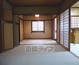 居間