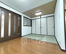 居間