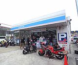 ローソンＭＫ山科ボウル前店まで430m