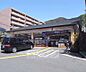 周辺：セブンイレブン　山科大宅店まで140m