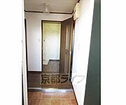 玄関から見たお部屋です・