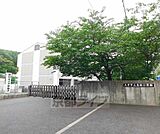 逢坂小学校まで402m