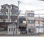 北向きです。