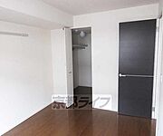 シンプルなお部屋です