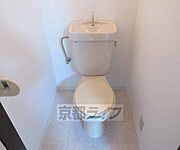 清潔感のあるトイレです