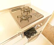 2口ガスコンロ付きです。