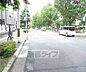 周辺：目の前の道路です。