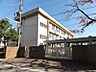 周辺：豊中市立桜井谷小学校（426m）