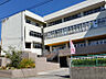 周辺：箕面市立第二中学校（1017m）