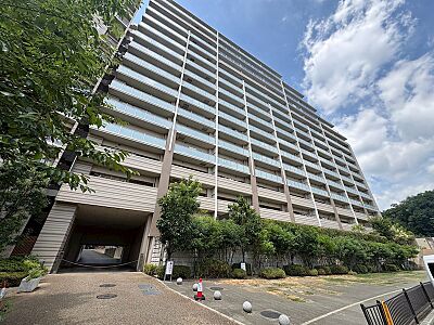 外観:大阪モノレール線「宇野辺」駅徒歩15分。 外観:大阪モノレール線「宇野辺」駅徒歩15分。