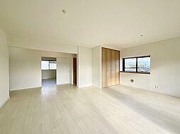 カルチェ堀田No.2 301 3階2LDKのリビング/ダイニング