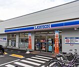 ローソン練馬桜台二丁目店 徒歩9分。コンビニ 700m