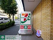 セブンイレブン板橋西台店 徒歩4分。 290m
