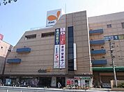 ダイエー西台店 613m