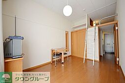 レオパレスＮＴ 104 1階1Kのリビング/ダイニング