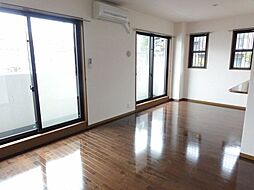 レーブロジュメン 205 2階1LDKのリビング/ダイニング