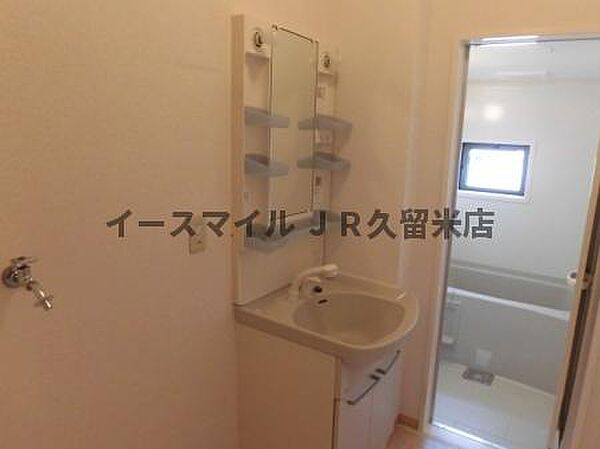 画像15:スペースが確保できる洗面所です