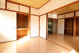 居間
