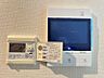 室内：防犯対策にもなるモニター付きインターホン設置
