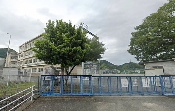 画像16:静岡市立服織小学校