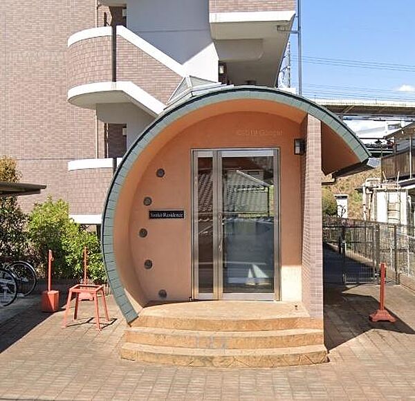 建物エントランス