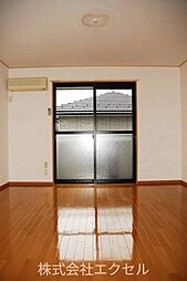 JR中央本線 八王子駅 バス25分 桜株下車 徒歩1分の賃貸アパート 1階2LDKのリビング/ダイニング