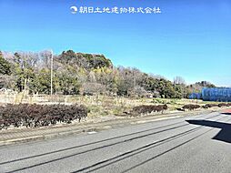 「鶴川」駅　歩18〜19分　町田市三輪緑山4丁目　H号棟