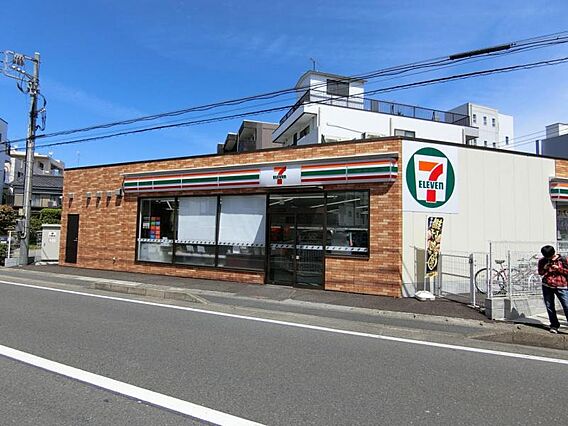 セブンイレブン...
