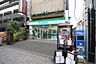 周辺：ファミリーマート 原町田四丁目店まで123m（徒歩2分）