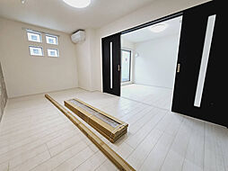 フジパレス上神田II番館 1階1LDKのリビング/ダイニング