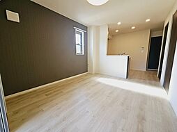 OrangeVilla堀溝 1階1LDKのリビング/ダイニング