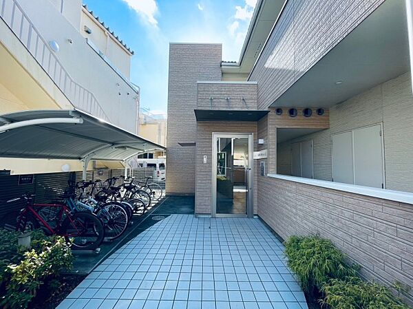 建物エントランス