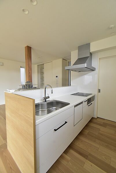 detached 埼玉県上尾市大字瓦葺3353-3

地図を見る