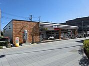 セブンイレブン岩槻駅西口店 899m