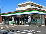 ファミリーマート岩槻西町店 546m