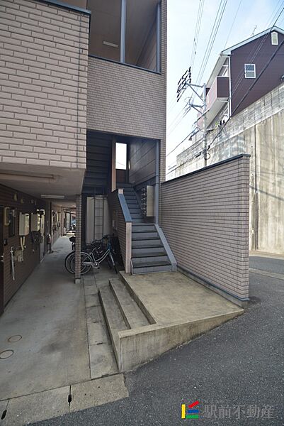 建物エントランス