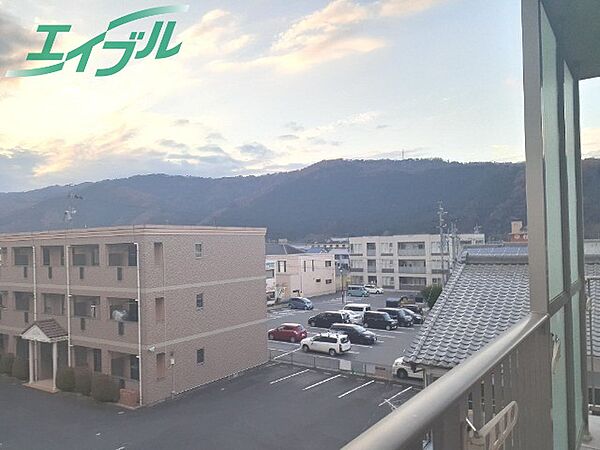 フレアグレイス 507｜三重県名張市松崎町(賃貸マンション3LDK・5階・76.51㎡)の写真 その16