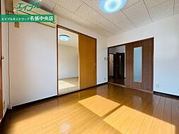 居間